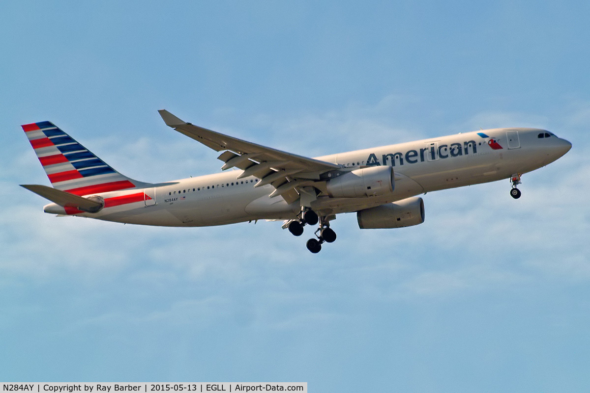 N284AY, 2010 Airbus A330-243 C/N 1095, Airbus A330-243 [1095] (American Airlines) Home~G 13/05/2015. On approach 27L.