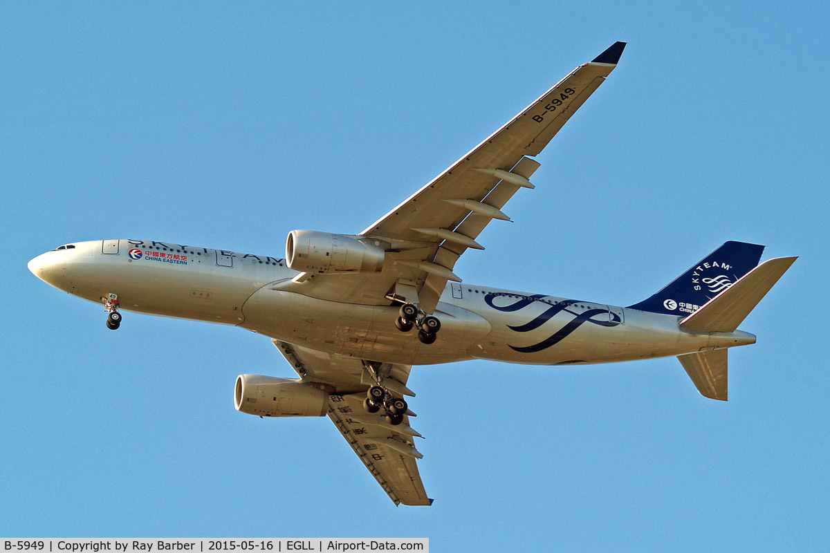B-5949, 2014 Airbus A330-243 C/N 1537, Airbus A330-243 [1537] (China Eastern Airlines) Home~G 16/05/2015. On approach 27R.. Skyteam colours.