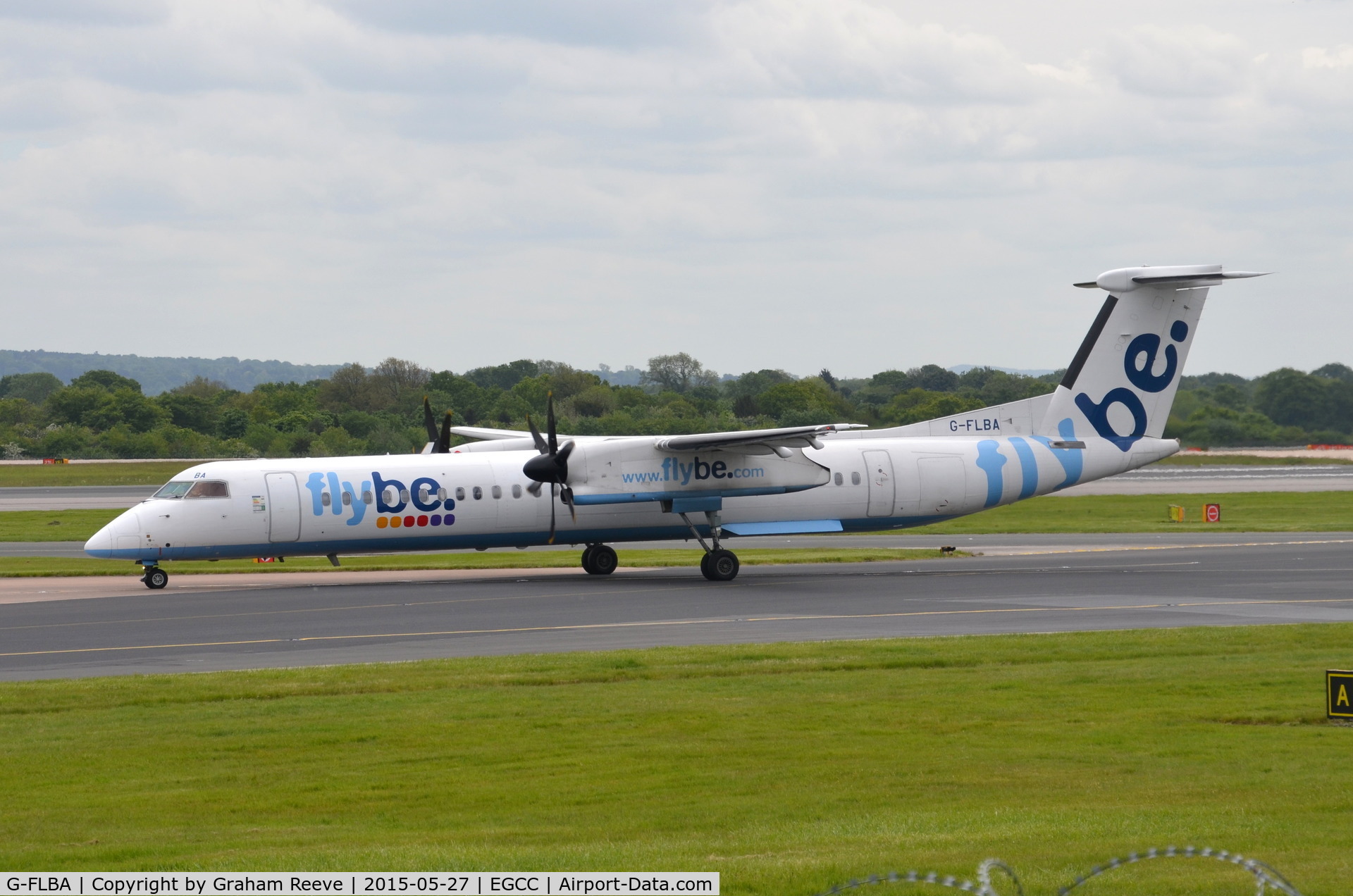 G-FLBA, 2009 De Havilland Canada DHC-8-402Q Dash 8 C/N 4253, Just landed at Manchester.
