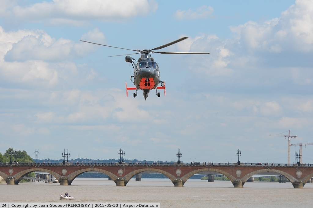 24, Aerospatiale AS-365N Dauphin 2 C/N 6024, FRENCH NAVY training at Bordeaux center