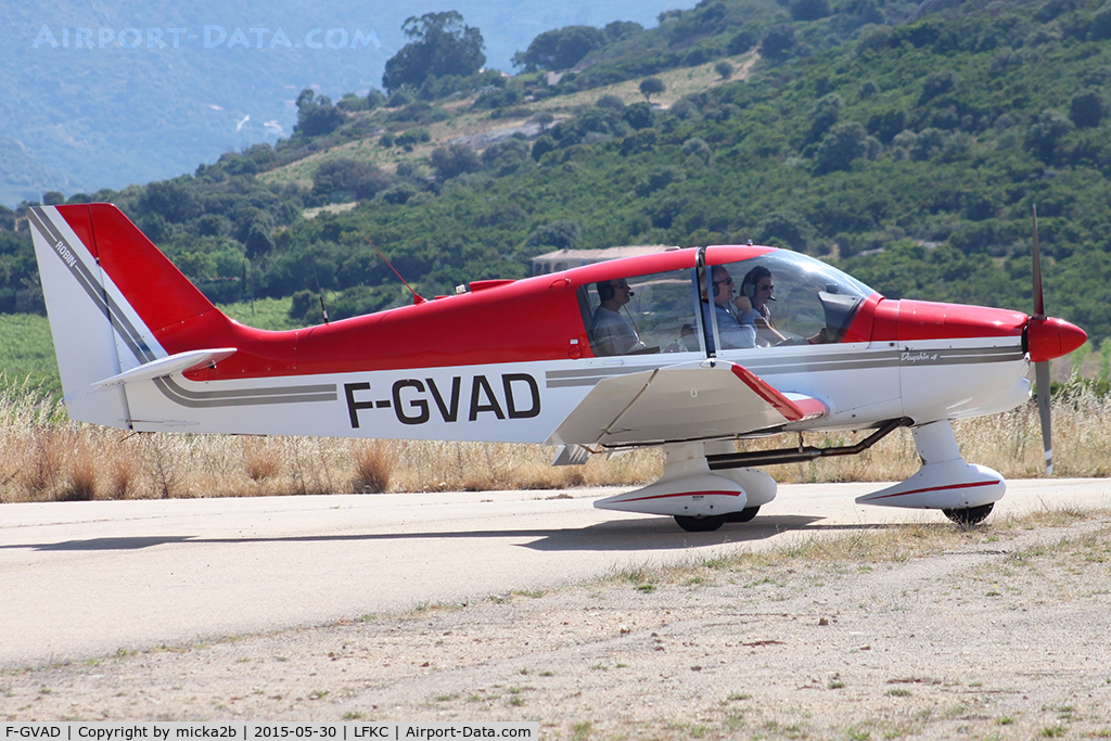 F-GVAD, Robin DR-400-140B Major C/N 1717, Taxiing