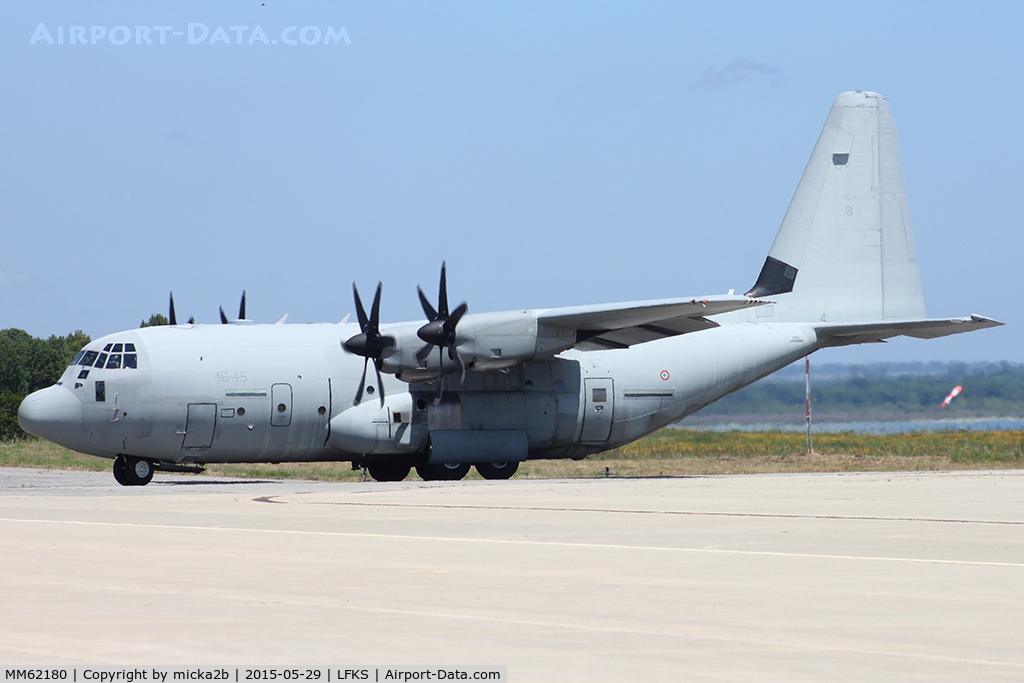 MM62180, Lockheed Martin C-130J Super Hercules C/N 382-5505, Taxiing
