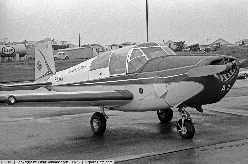 F-BHAJ, Saab 91B Safir C/N 91-298, F-BHAJ seen at Stavanger, ENZV 1965.