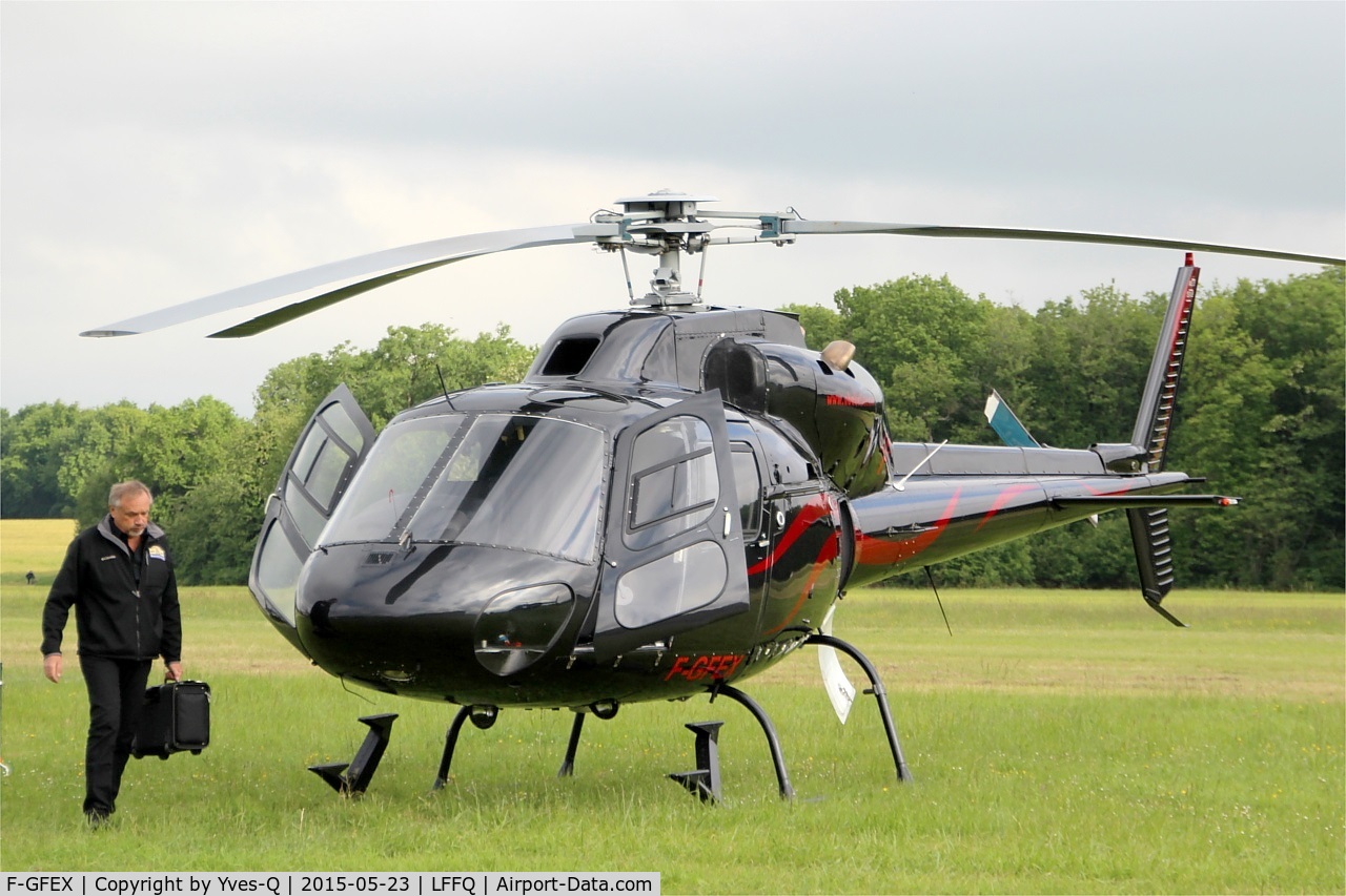 F-GFEX, Eurocopter AS-355F-1 Ecureuil 2 C/N 5217, Eurocopter AS-355F-1 Ecureuil 2, La Ferté-Alais airfield (LFFQ) Airshow 2015