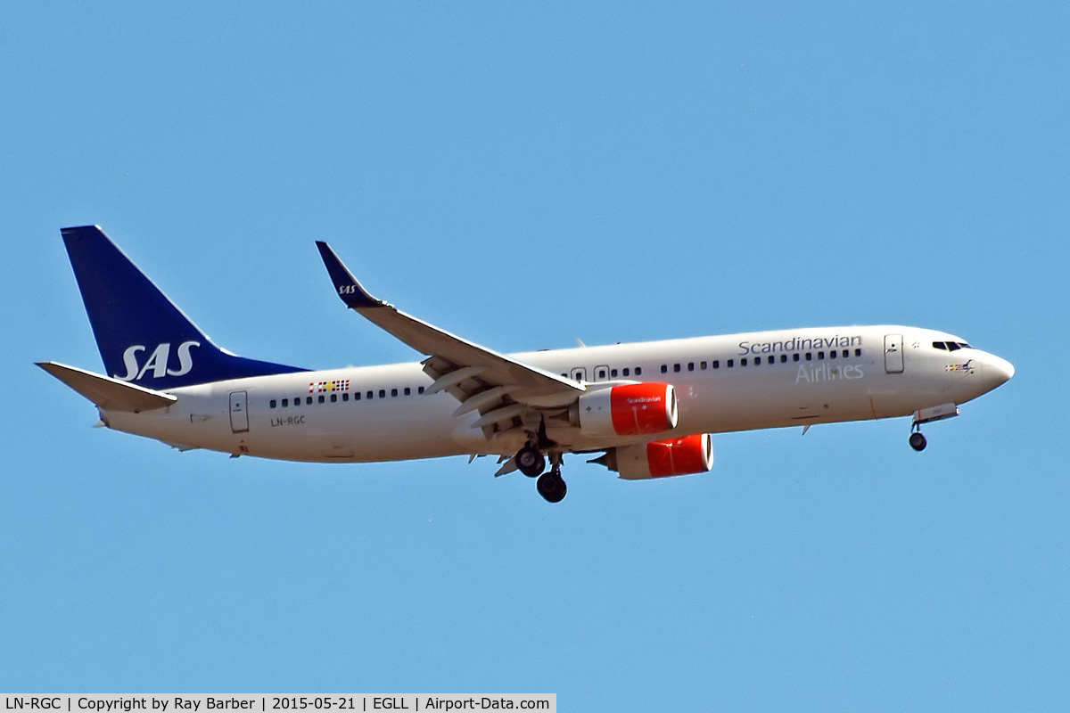 LN-RGC, 2012 Boeing 737-86N C/N 41257, Boeing 737-883 [41257] (SAS Scandinavian Airlines) Home~G 21/05/2015. On approach 27L.