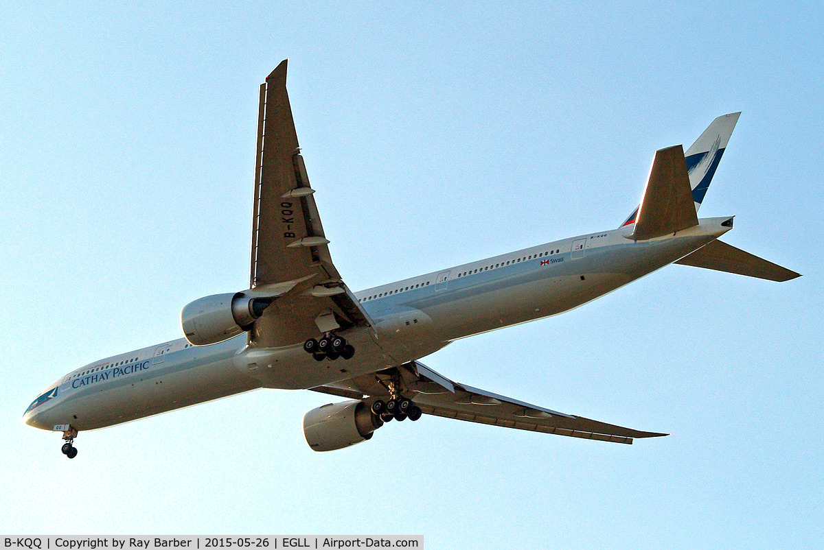 B-KQQ, 2014 Boeing 777-367/ER C/N 41762, Boeing 777-367ER [41762] (Cathay Pacific Airways) Home~G 26/05/2015. On approach 27R.