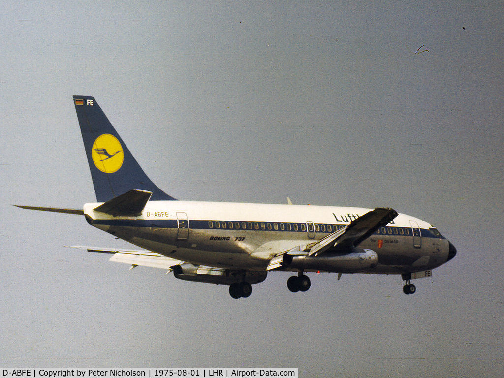 D-ABFE, 1970 Boeing 737-230C C/N 20256, Boeing 737-230C of Lufthansa on final approach to Heathrow in the Summer of 1975.