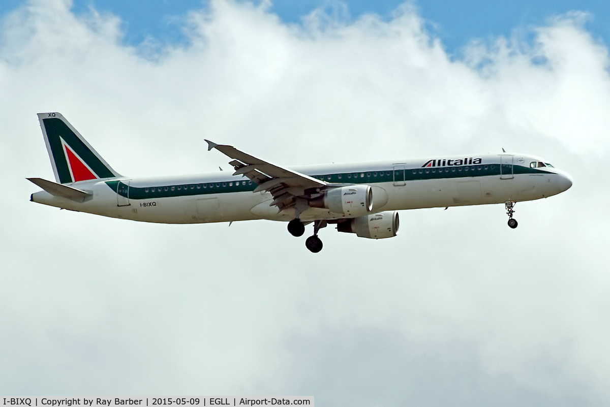 I-BIXQ, 1996 Airbus A321-112 C/N 586, Airbus A321-112 [0586] (Alitalia) Home~G 09/05/2015. On approach 27L.