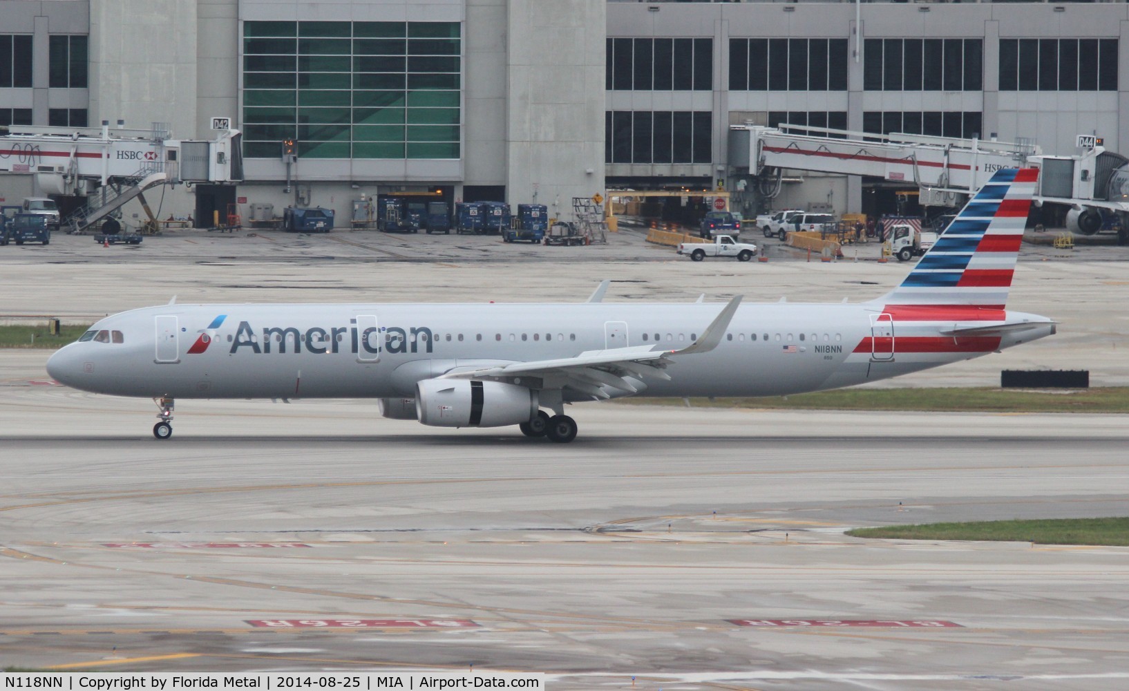N118NN, 2014 Airbus A321-231 C/N 6162, American A321