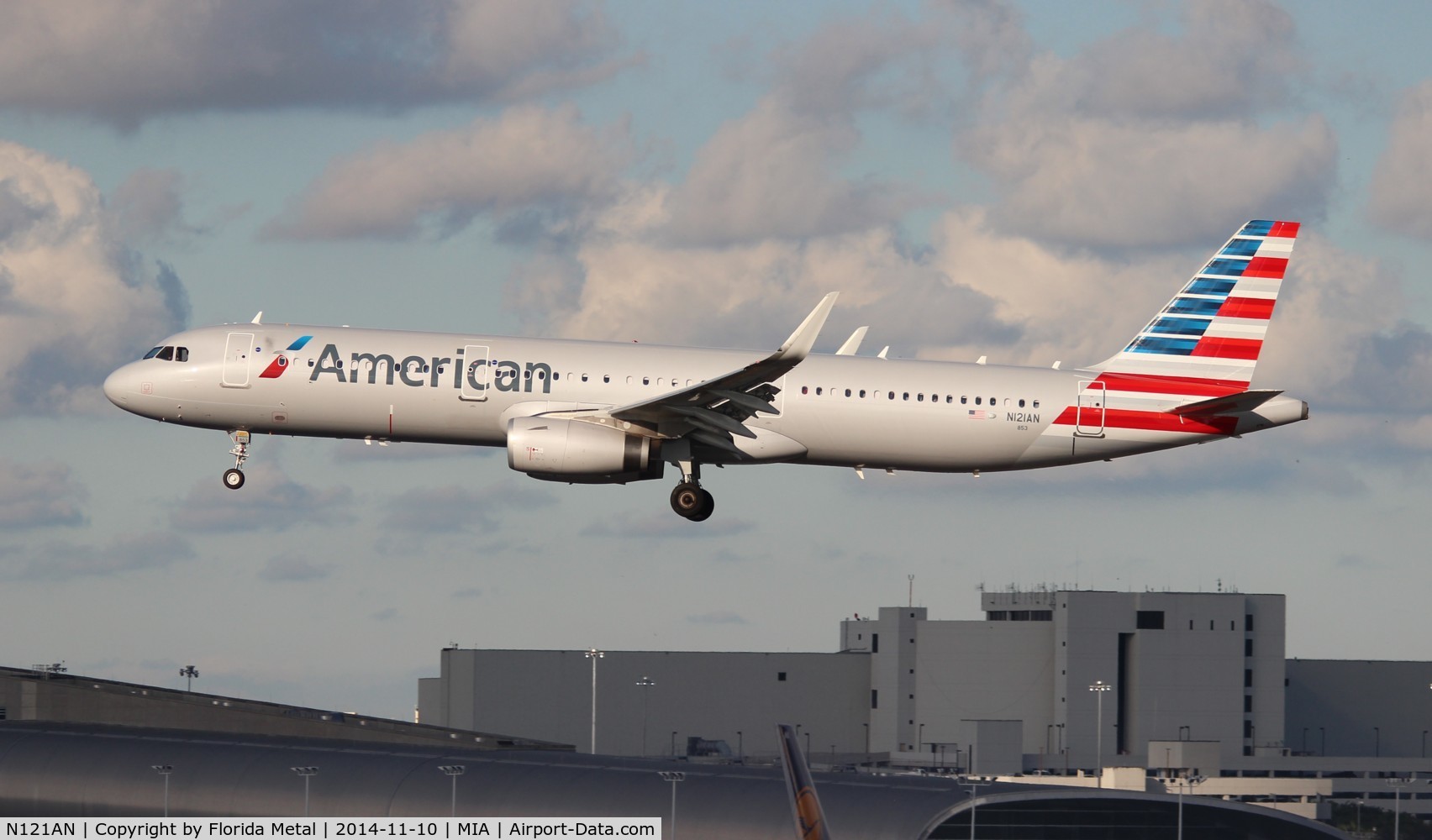 N121AN, 2014 Airbus A321-231 C/N 6238, American