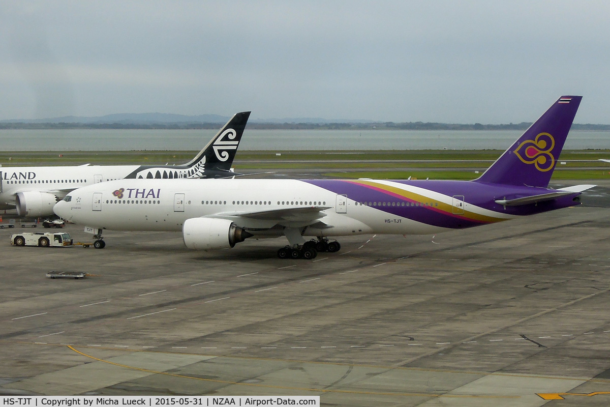 HS-TJT, 2006 Boeing 777-2D7/ER C/N 34588, At Auckland