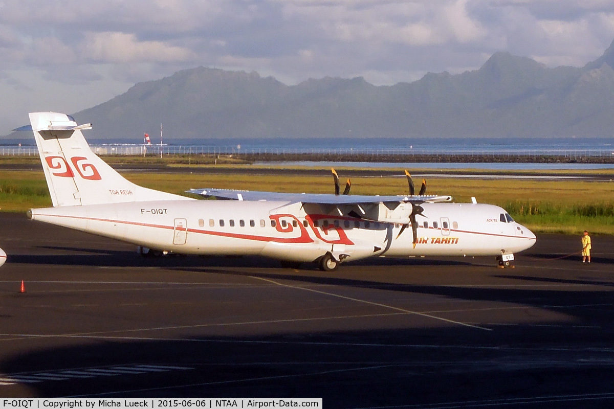 F-OIQT, 2008 ATR 72-212A C/N 829, At Pape'ete