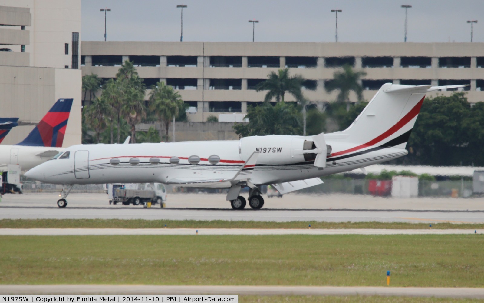 N197SW, 2000 Gulfstream Aerospace G-IV C/N 1413, Gulfstream IV