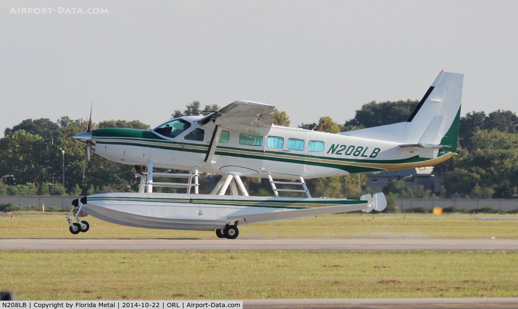 N208LB, 2004 Cessna 208 C/N 20800378, Cessna 208 Caravan