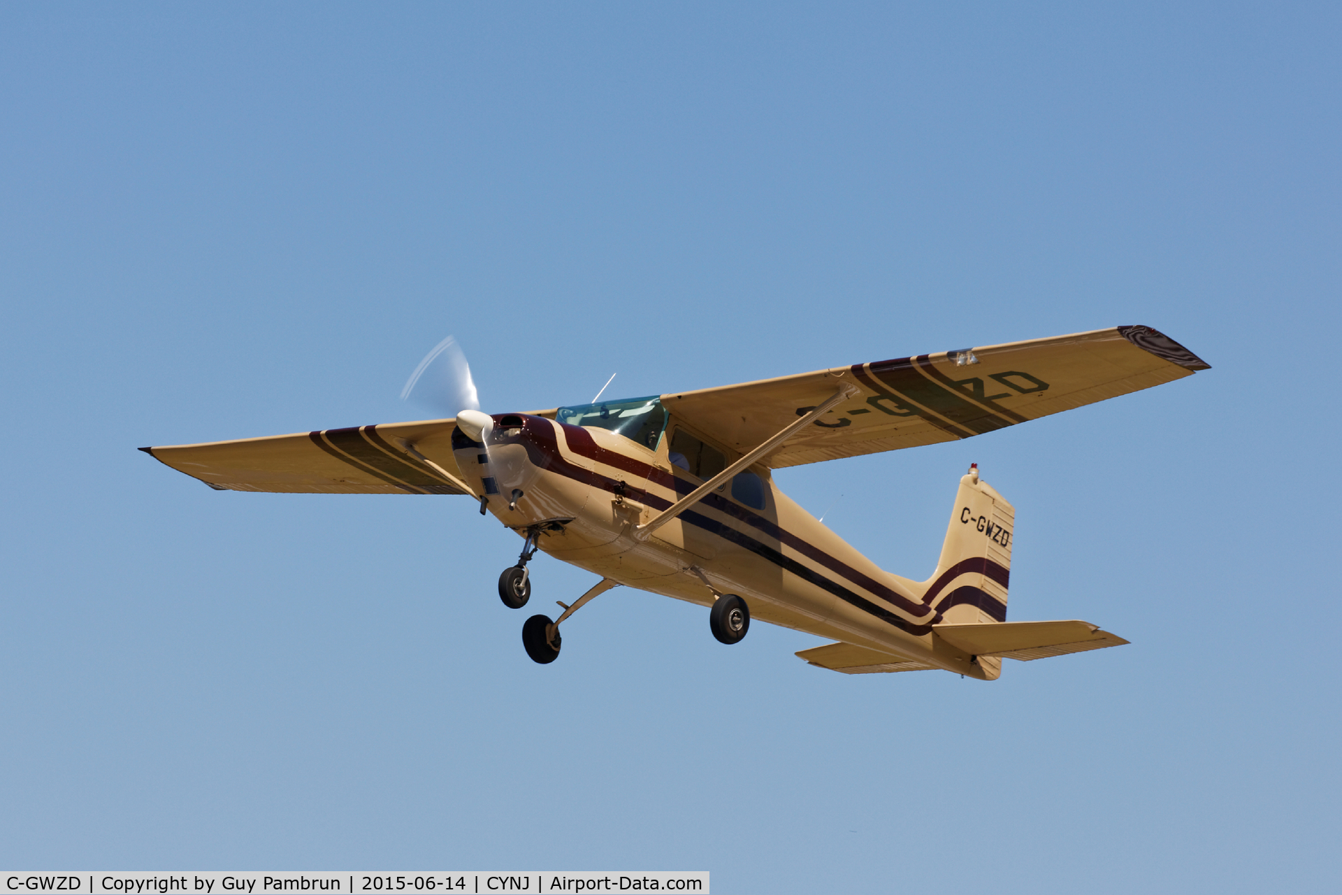 C-GWZD, 1956 Cessna 172 C/N 28604, Take-off