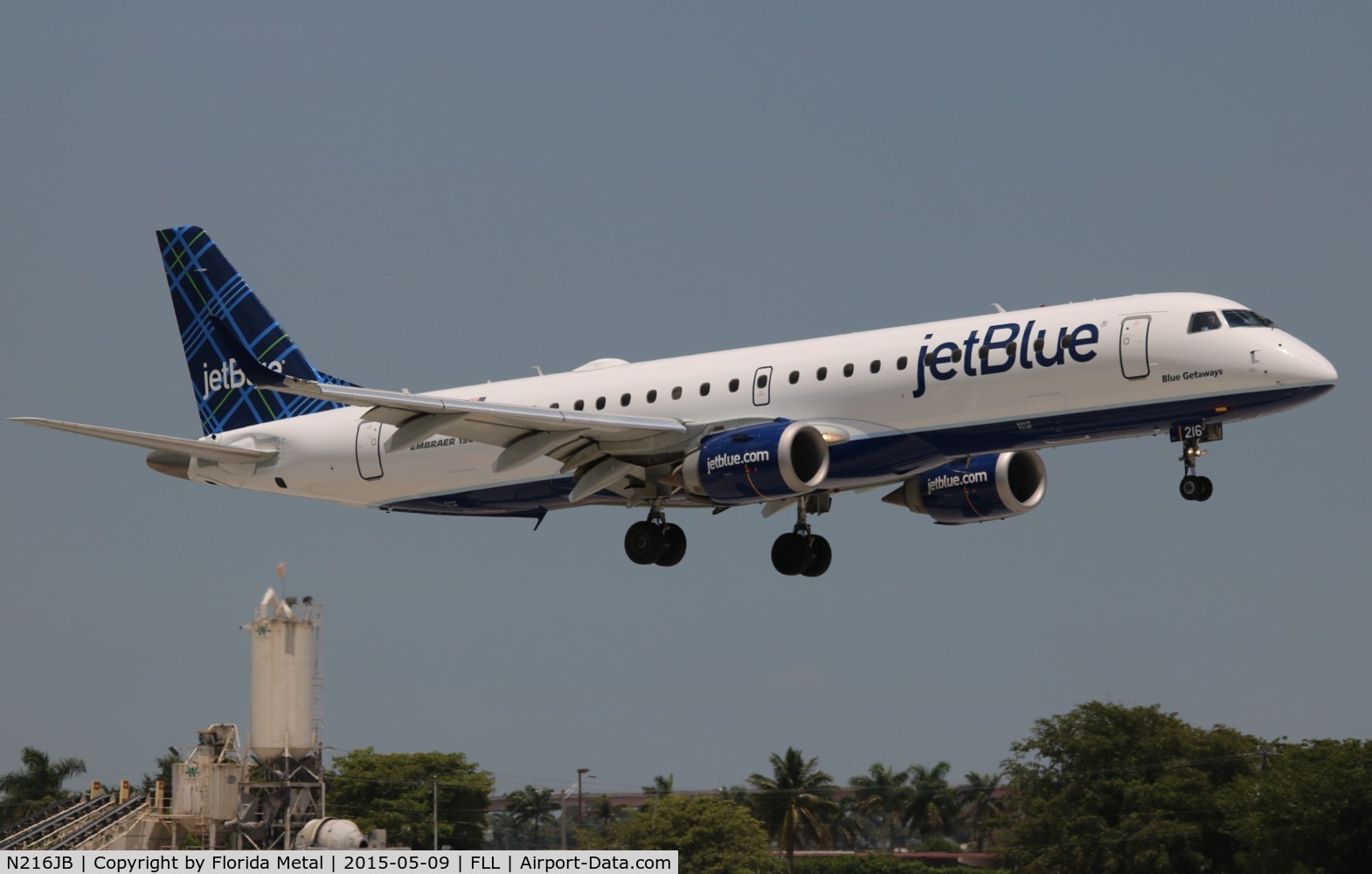 N216JB, 2006 Embraer 190AR (ERJ-190-100IGW) C/N 19000026, Jet Blue