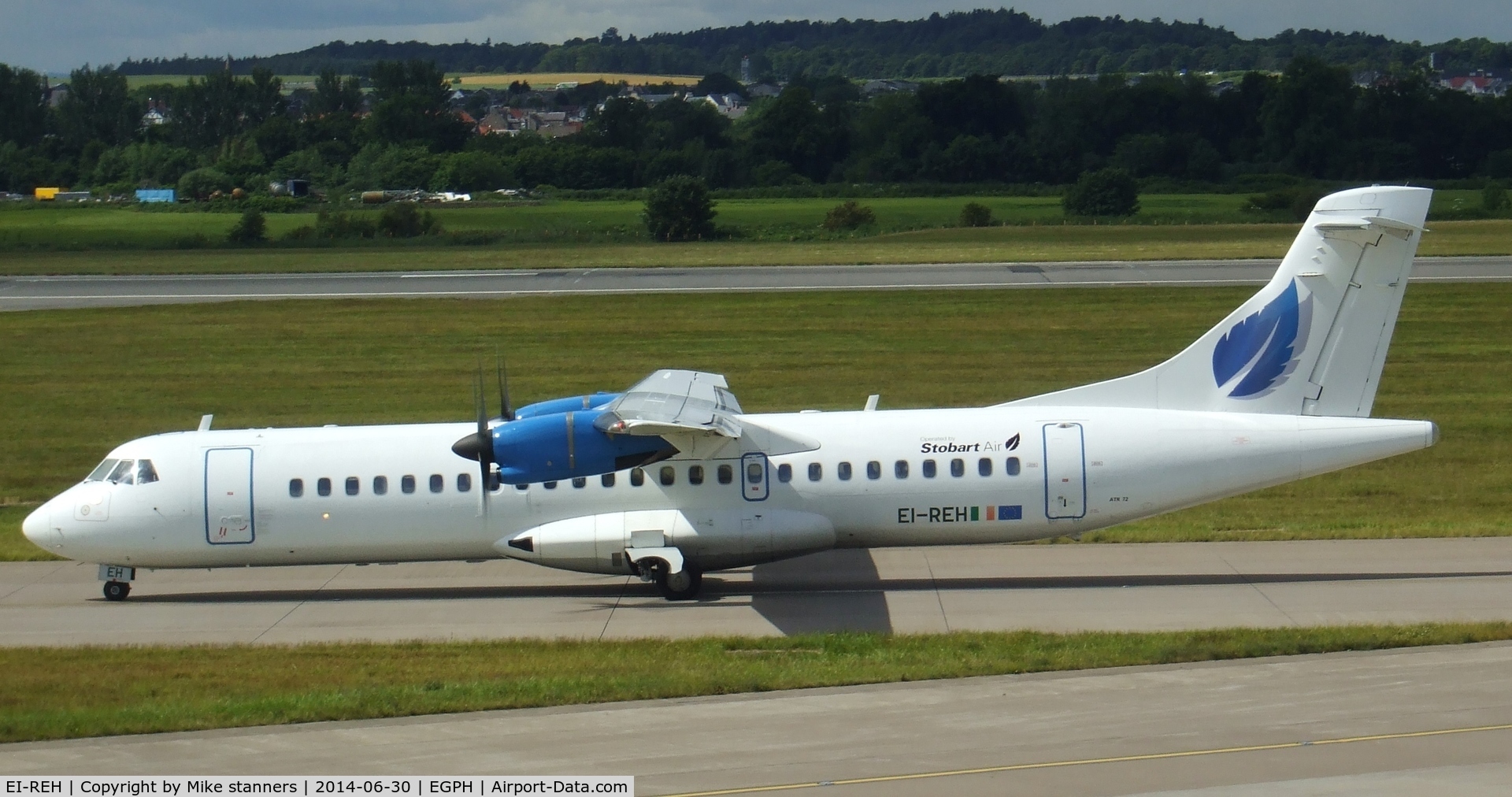 EI-REH, 1991 ATR 72-202 C/N 260, Stobart air ATR 72 201 taxiing to runway 06
