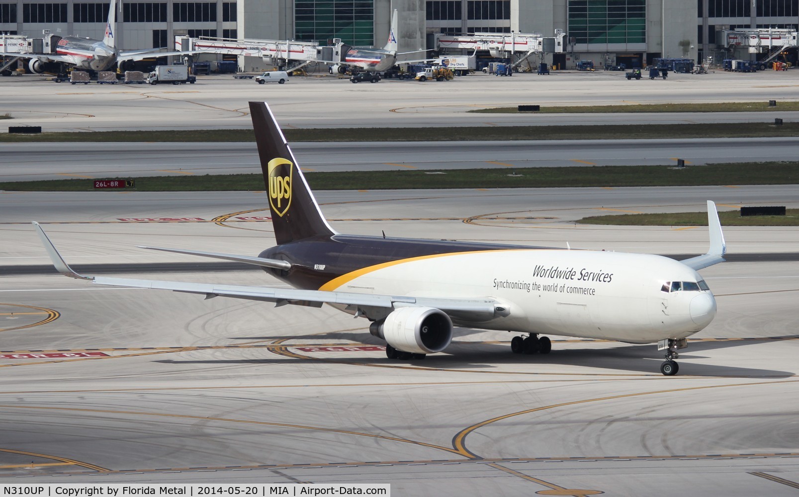 N310UP, 1996 Boeing 767-34AF C/N 27762, UPS 767-300