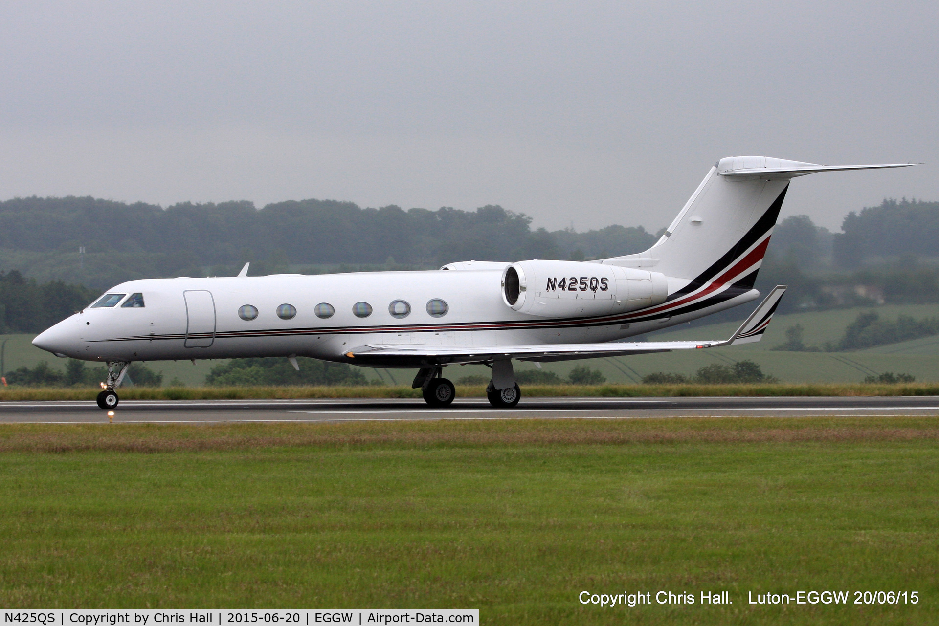 N425QS, 2004 Gulfstream Aerospace GIV-X (G450) C/N 4010, Netjets International