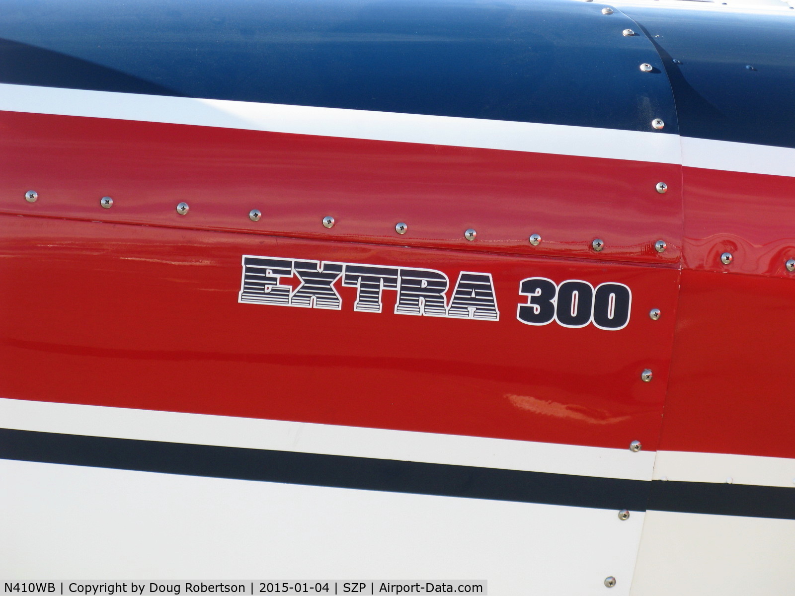 N410WB, 1991 Extra EA-300 C/N 029, 1991 Extra Fleugzeugbau Gmbh EXTRA EA-300, Lycoming AEIO-540-L1B5 300 Hp, full inverted systems, logo