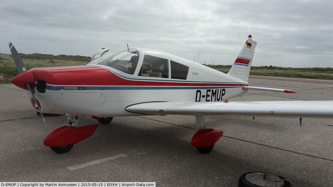 D-EMUP, 1971 Piper PA-28-140D Cherokee C/N 28-7125047, EDXH, photo taken, 15th May