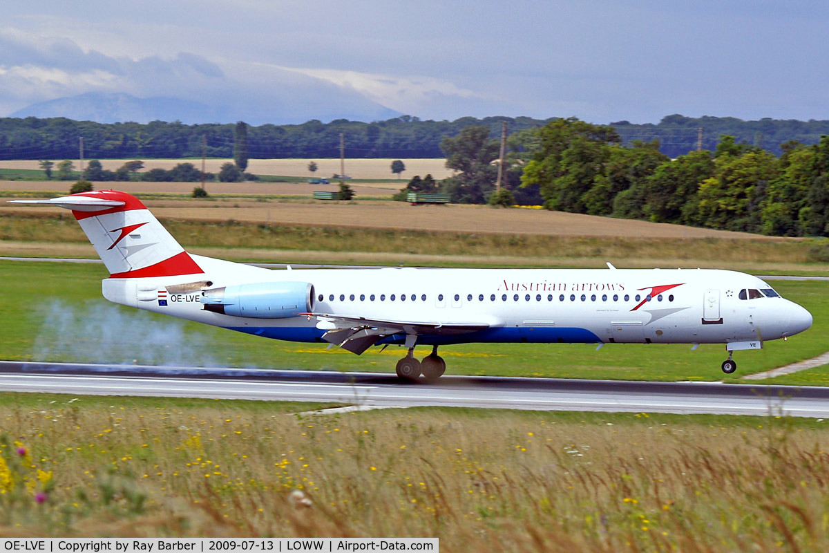 OE-LVE, 1994 Fokker 100 (F-28-0100) C/N 11499, Fokker F-100 [11499] (Austrian Arrows) Vienna-Schwechat~OE 13/09/2007