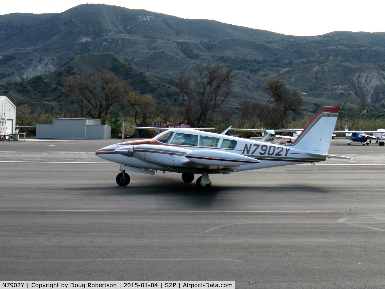 N7902Y, 1966 Piper PA-30 Twin Comanche Twin Comanche C/N 30-990, 1966 Piper PA-30 TWIN COMANCHE, two Lycoming IO-320s 160 Hp each, tip tanks, taxi