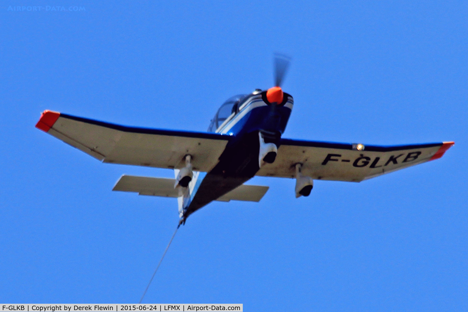 F-GLKB, Robin DR-400-180R Regent C/N 2109, Robin, coded B, returning to the field after tugging a glider downwind.