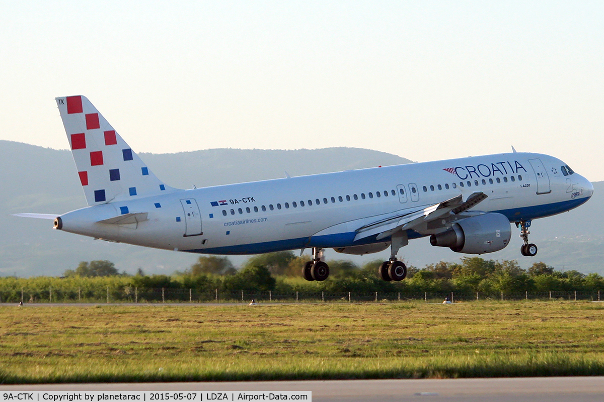 9A-CTK, 2000 Airbus A320-214 C/N 1237, Landing in ZAG