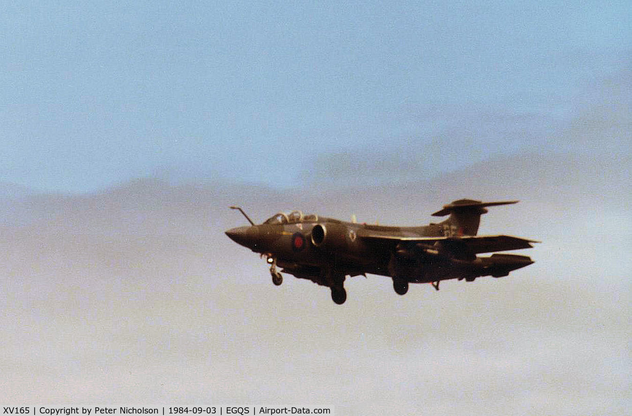 XV165, 1966 Hawker Siddeley Buccaneer S.2B C/N B3-06-66, Buccaneer S.2B of 12 Squadron on final approach to RAF Lossiemouth in September 1984.