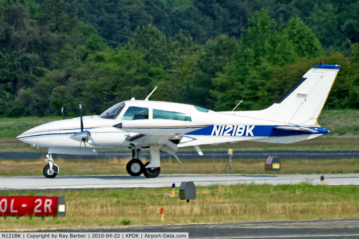 N121BK, 1977 Cessna 310R C/N 310R0893, Cessna 310R [310R-0893] Atlanta-Dekalb Peachtree~N 22/04/2010