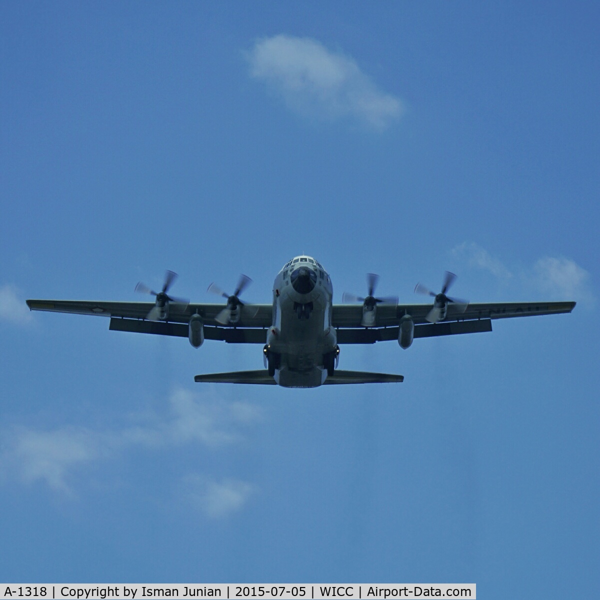 A-1318, Lockheed C-130H Hercules C/N 382-4865, A-1318 approaching runway 29 at WICC/BDO