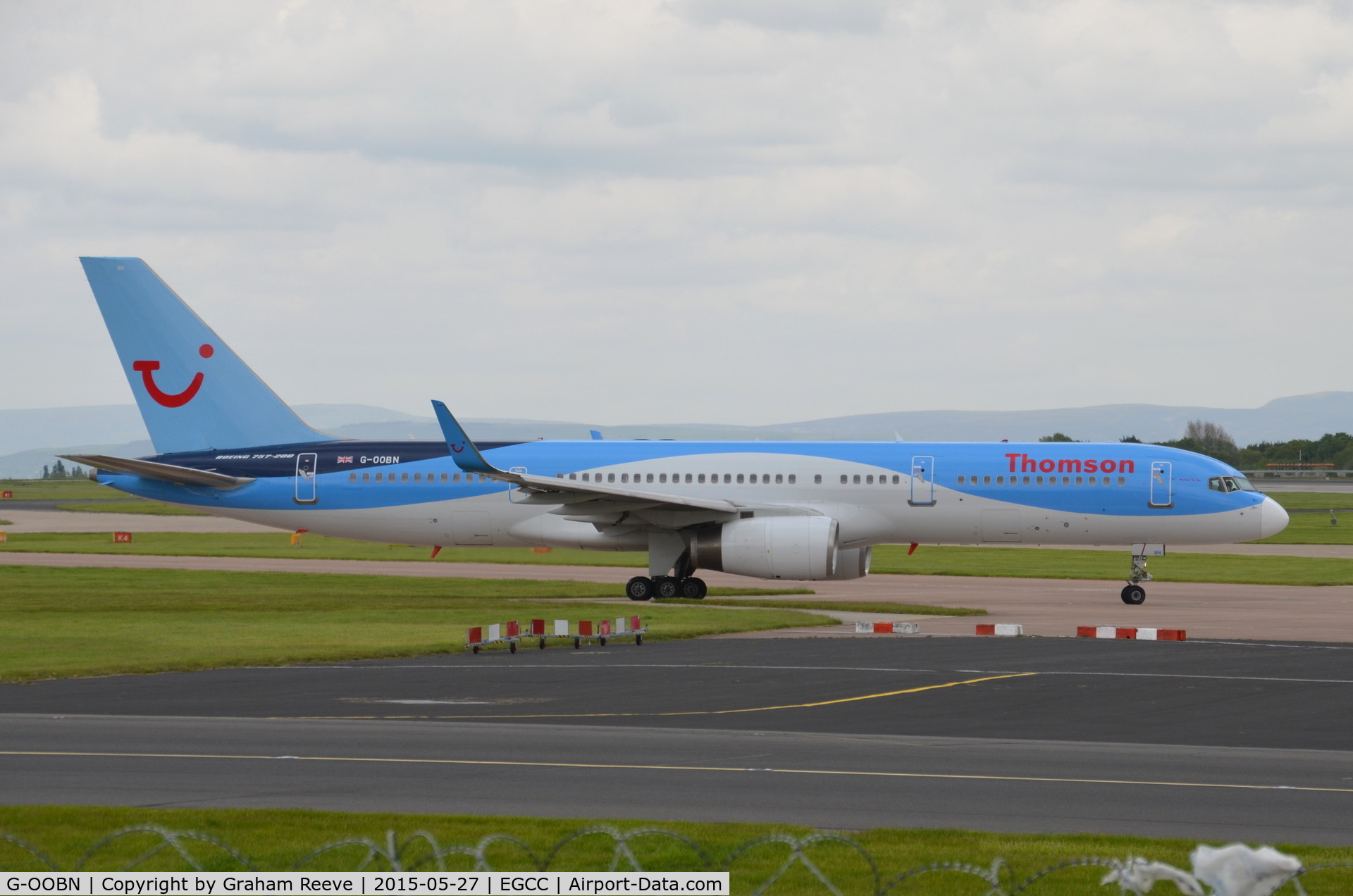 G-OOBN, 2000 Boeing 757-2G5 C/N 29379, At Manchester.