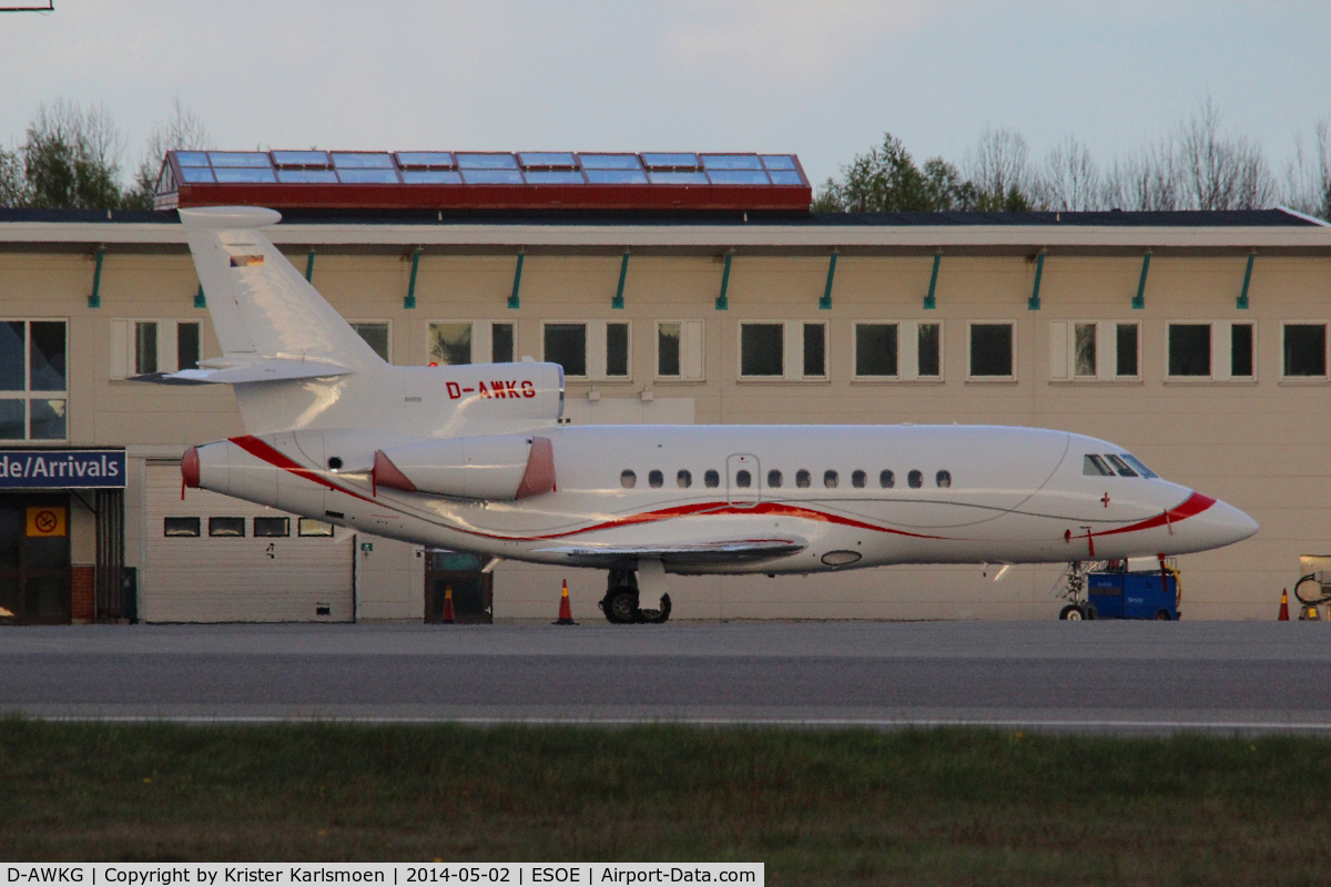 D-AWKG, 1997 Dassault Falcon 900EX C/N 20, Wurth in Örebro town :-)