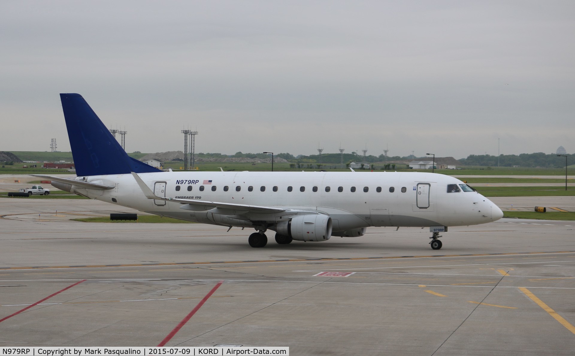 N979RP, 2005 Embraer 170SE (ERJ-170-100SE) C/N 17000088, ERJ 170-100 SE