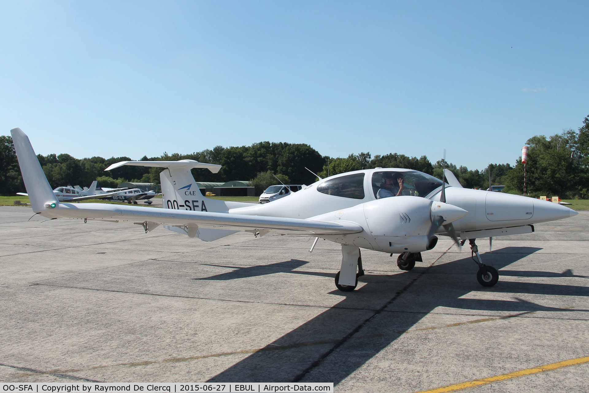 OO-SFA, 2007 Diamond DA-42 Twin Star C/N 42.340, Taxiing out at Ursel Avia 2015.