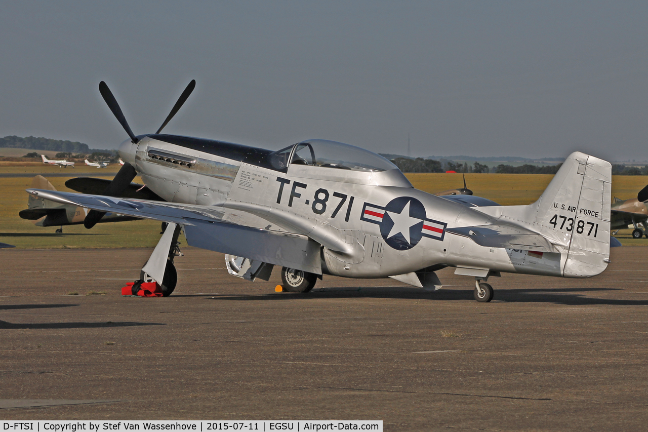 D-FTSI, North American TF-51D Mustang C/N 122-40411, Flying Legends Duxford 2015.