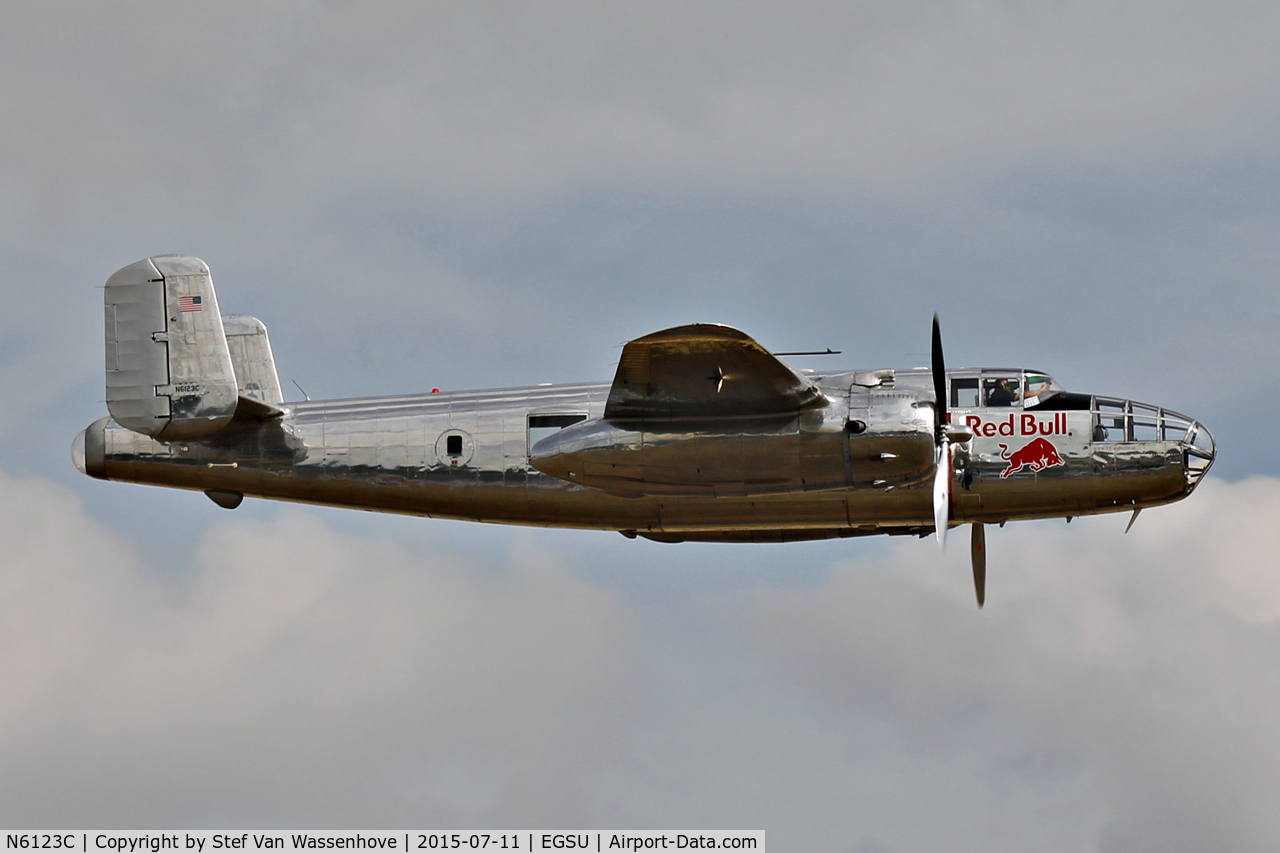 N6123C, 1945 North American B-25J-30-NC Mitchell Mitchell C/N 108-47647, Flying Legends Duxford 2015.