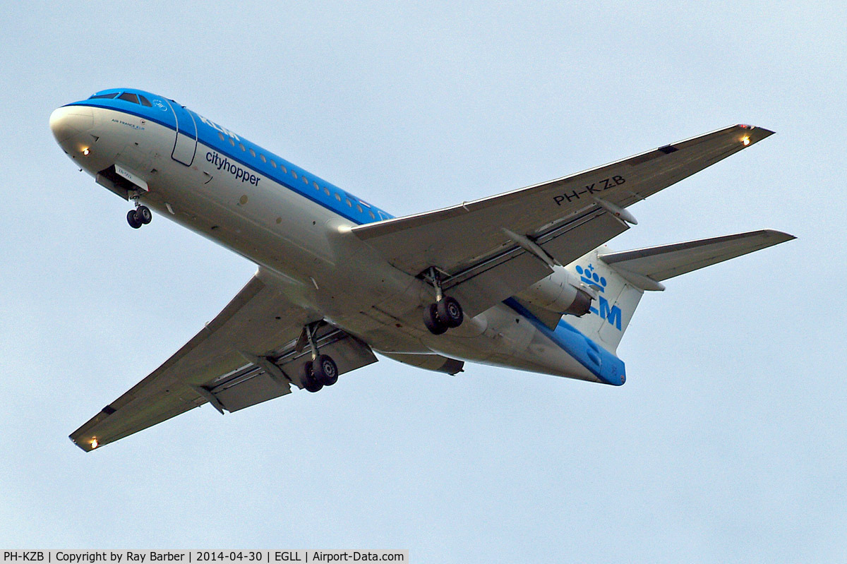 PH-KZB, 1996 Fokker 70 (F-28-070) C/N 11562, Fokker F-70 [11562] (KLM cityhopper) Home~G 30/04/2014. On approach 27R.
