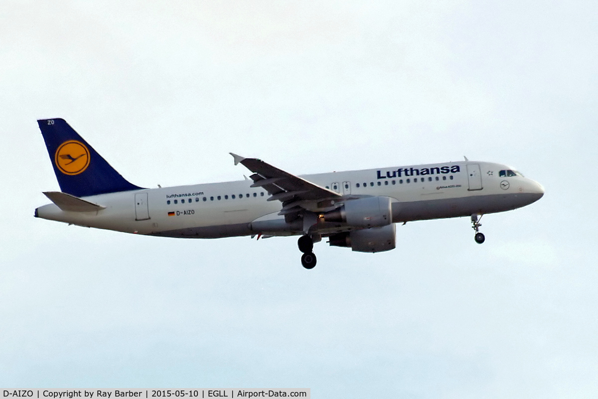 D-AIZO, 2012 Airbus A320-214 C/N 5441, Airbus A320-214 [5441] (Lufthansa) Home~G 10/05/2015. On approach 27L.
