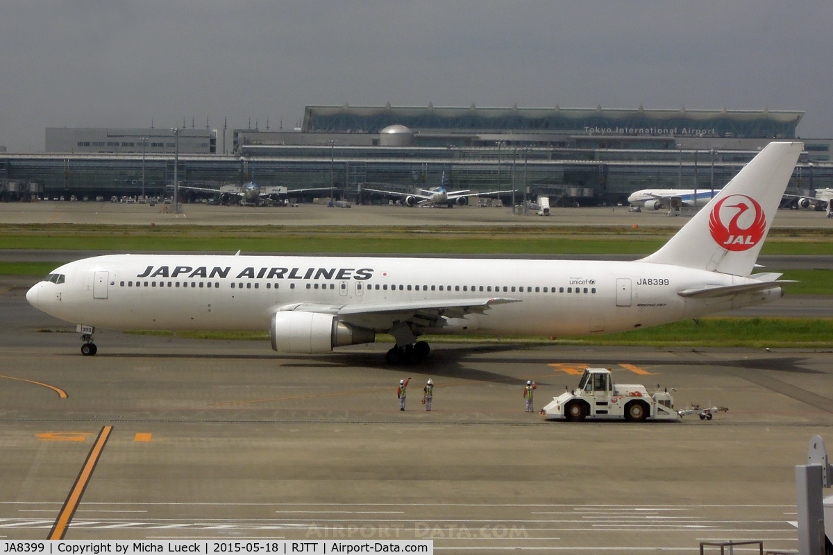 JA8399, 1994 Boeing 767-346 C/N 27313, At Haneda