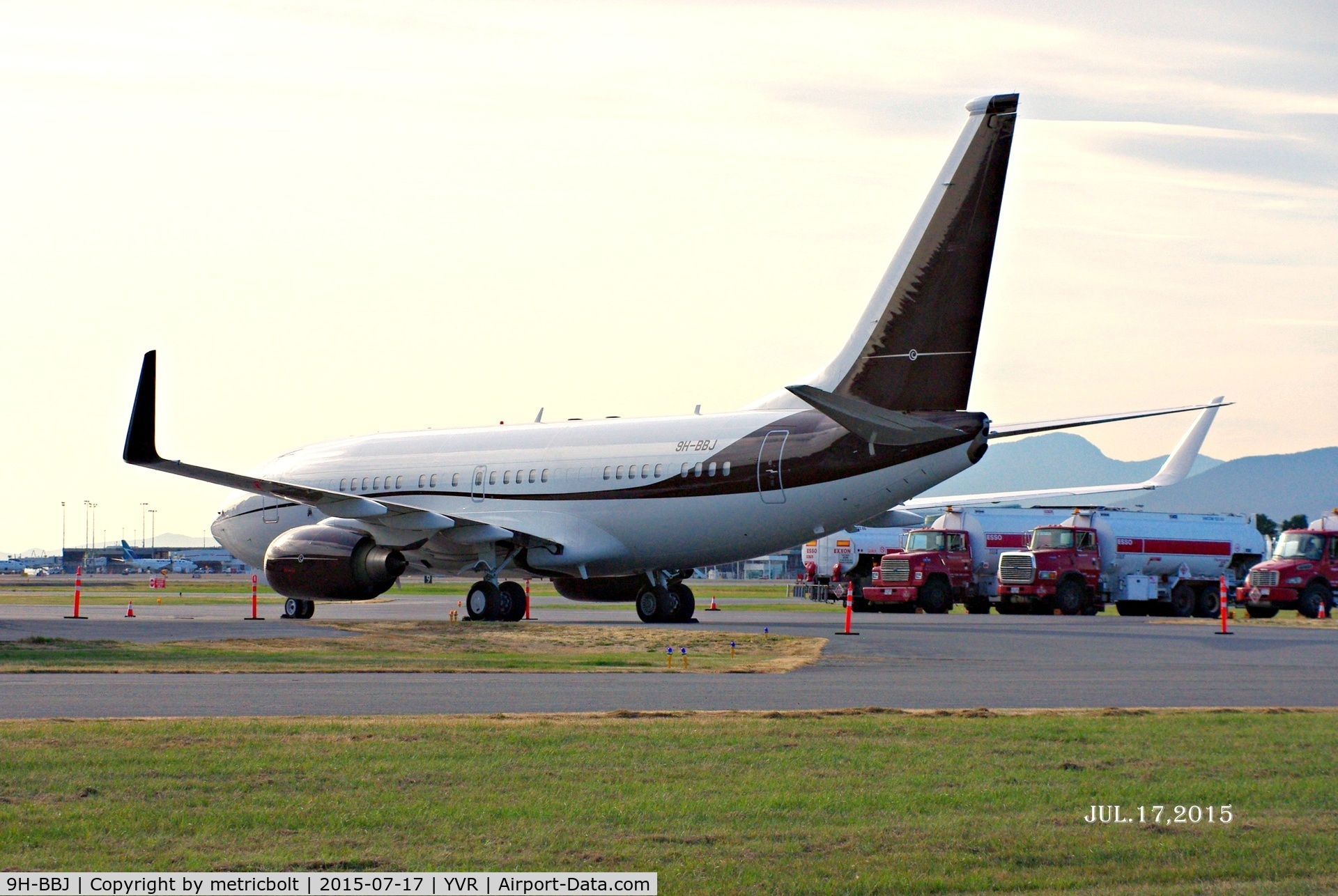 9H-BBJ, 2000 Boeing 737-7BC C/N 30791, Seen at YVR