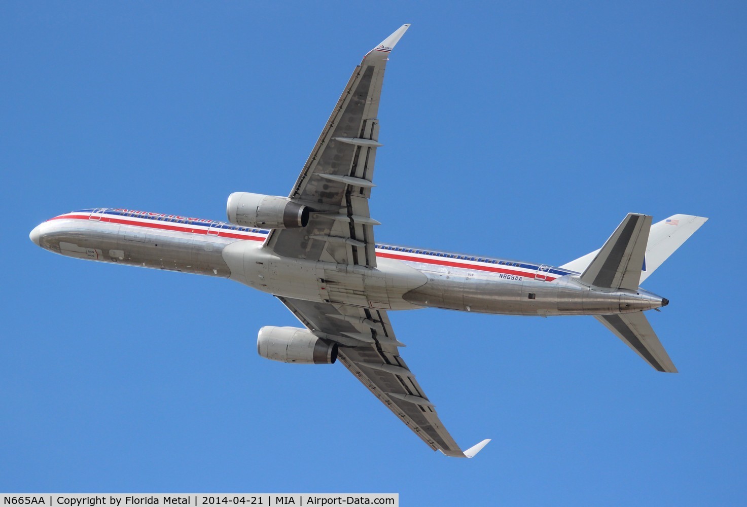 N665AA, 1992 Boeing 757-223 C/N 25299, American