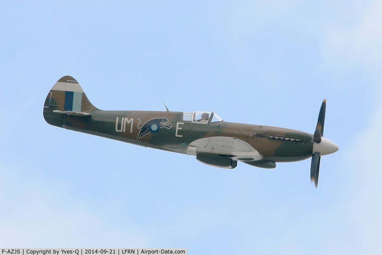 F-AZJS, 1944 Supermarine 389 Spitfire PR.XIX C/N 6S/585110, Supermarine 389 Spitfire PR XIX, On display, Rennes-St Jacques airport (LFRN-RNS) Air show 2014