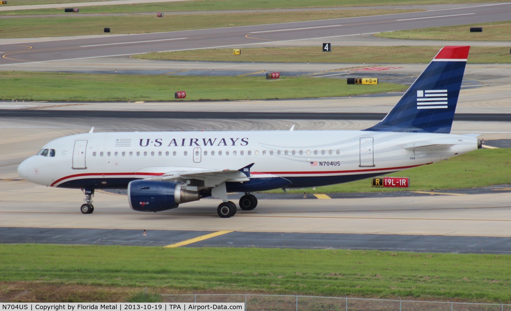 N704US, 1998 Airbus A319-112 C/N 0922, USAirways