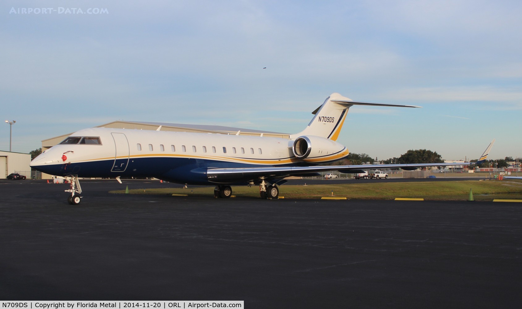 N709DS, 2008 Bombardier BD-700-1A10 Global Express XRS C/N 9278, Global Express
