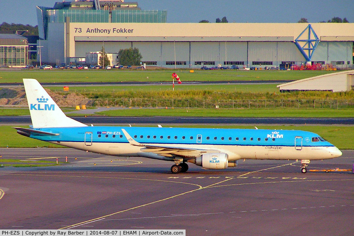 PH-EZS, 2010 Embraer 190LR (ERJ-190-100LR) C/N 19000380, Embraer Emb-195-100LR [19000380] (KLM cityhopper) Amsterdam-Schiphol~PH 07/08/2014