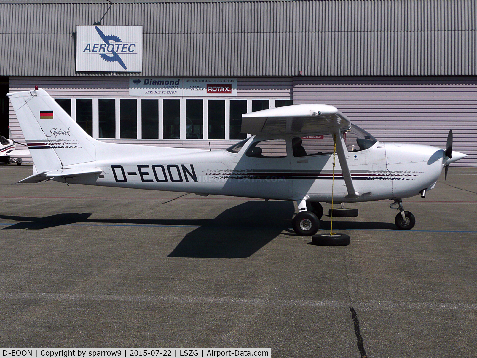 D-EOON, 1997 Cessna 172R Skyhawk C/N 17280173, jus before leaving after some days here