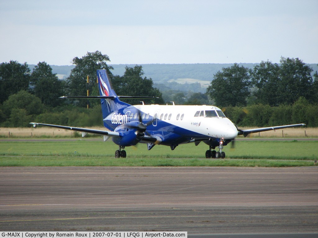 G-MAJX, 1997 British Aerospace Jetstream 41 C/N 41098, Taxiing