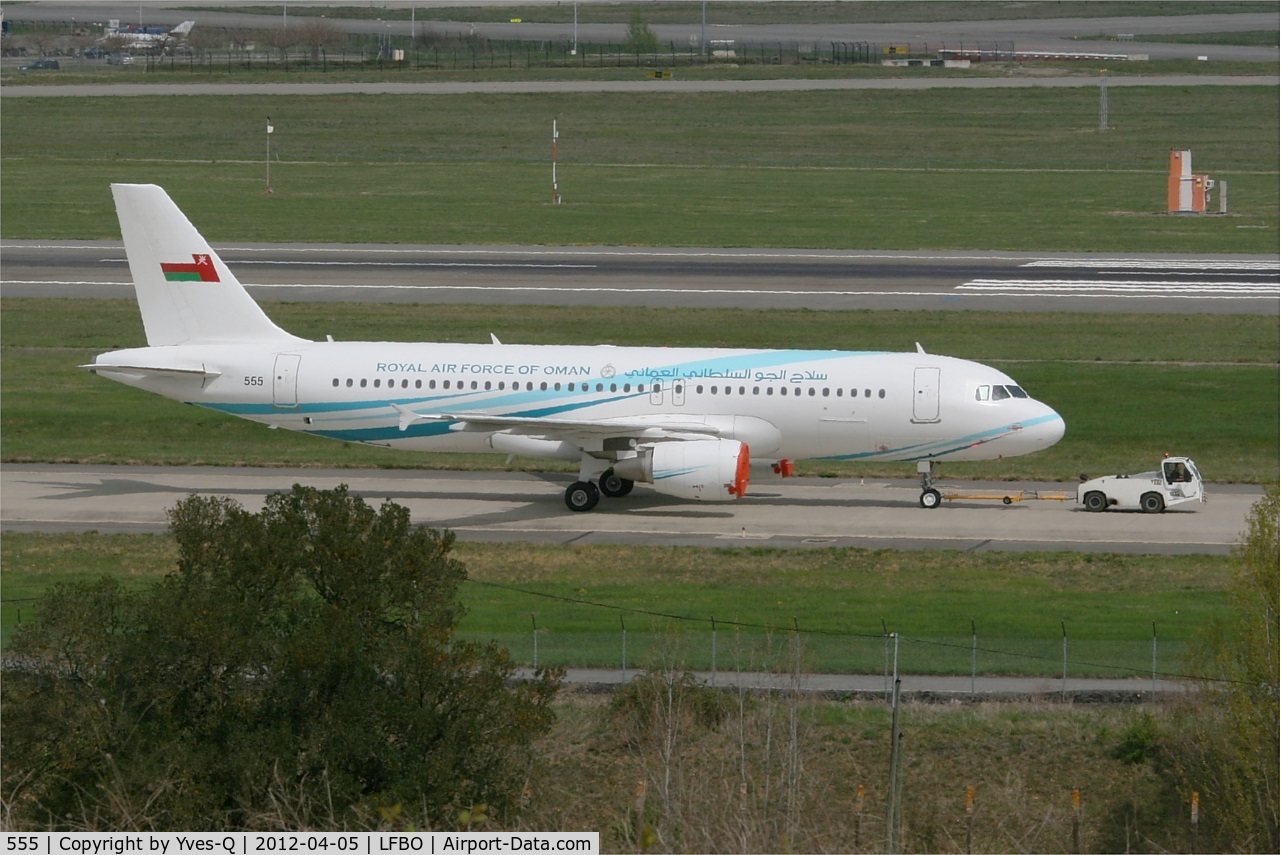 555, 2009 Airbus ACJ320 (A320-214/CJ) C/N 4117, Royal Air Force of Oman Airbus A320-214(CJ), Toulouse-Blagnac (LFBO-TLS)